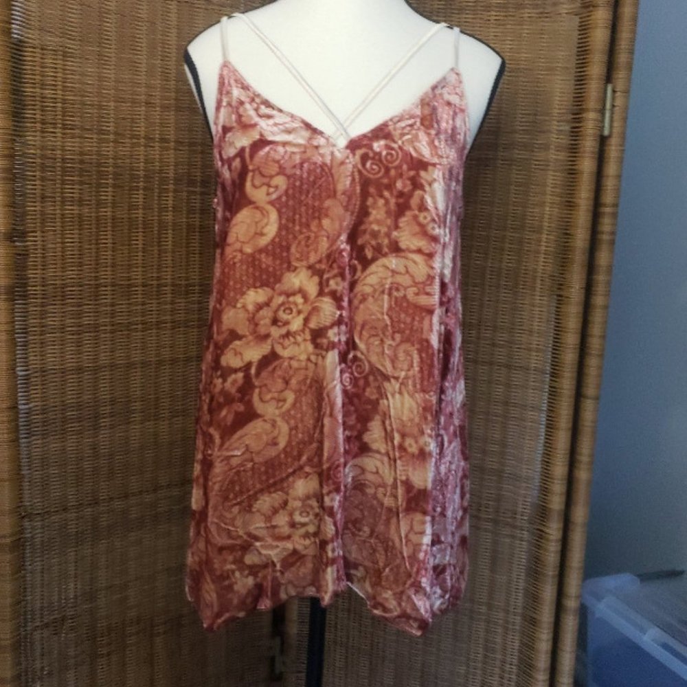 Chaser strappy velvet velour cami tunic size Medium NWT
